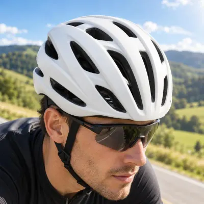 White road helmet - Cyclist - close